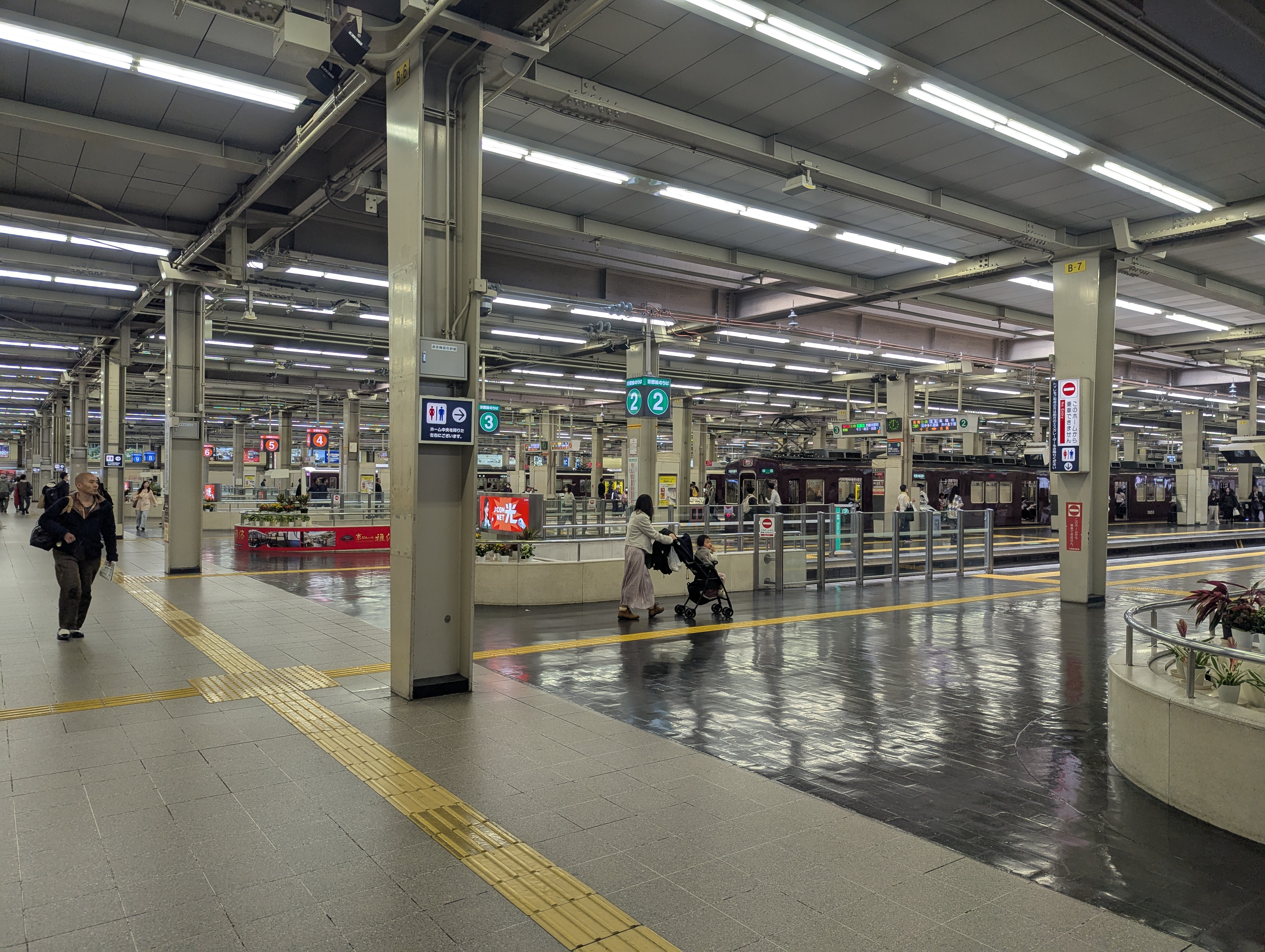 阪急梅田駅ホーム