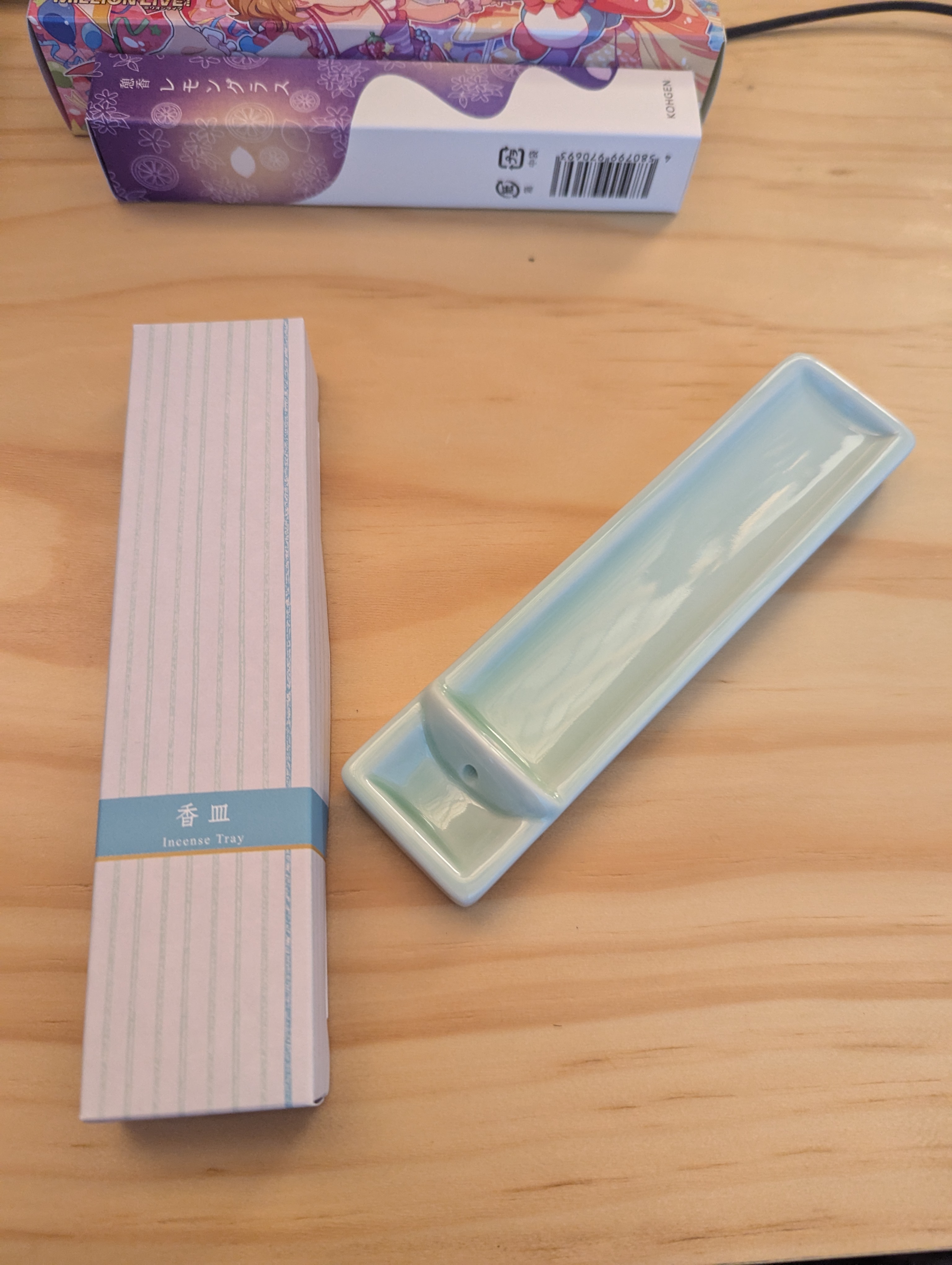 斜めに建てるタイプの香立